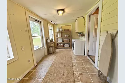 6915 Oak Street, Grand Ridge, FL 32442 - Photo 5