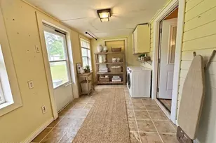 6915 Oak St, Grand Ridge, FL 32442 - Photo 5
