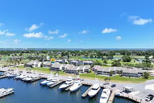4726 Bay Point Rd, Panama City, FL 32408 - Photo 33