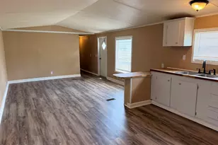 4512 Carla Ln, Panama City, FL 32405 - Photo 3