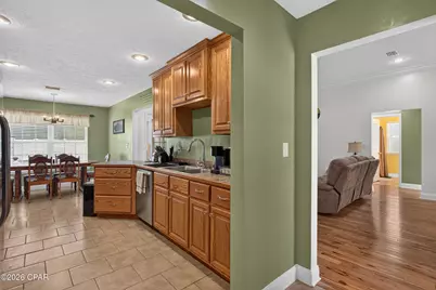 4122 Highland Avenue, Chipley, FL 32428 - Photo 7