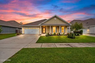 487 Eagle Lake Wy, Panama City, FL 32404 - Photo 1