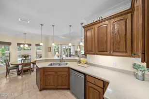 704 E 13th St, Lynn Haven, FL 32444 - Photo 15