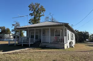 15503 NW Chipola St, Altha, FL 32421 - Photo 1