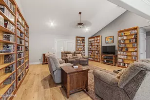 15189 NW Columbus Dr, Altha, FL 32421 - Photo 41