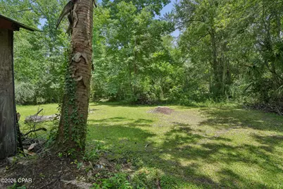 529 N 5th Street, Chipley, FL 32428 - Photo 7