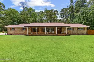 308 E Michigan Ave, Bonifay, FL 32425 - Photo 1