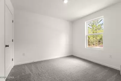 4123 Pinehurst Avenue, Chipley, FL 32428 - Photo 5