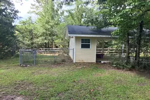 568 Onida St, Alford, FL 32420 - Photo 11