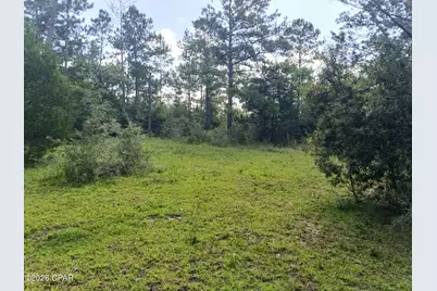 568 Onida Street #Unit 4, Alford, FL 32420 - Photo 9