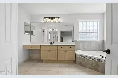 112 Cottonwood Circle, Lynn Haven, FL 32444 - Photo 9