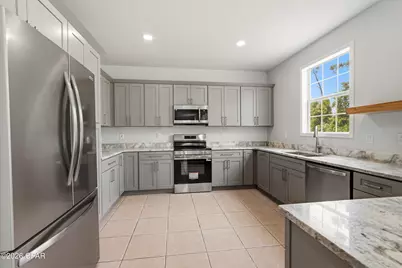 112 Cottonwood Circle, Lynn Haven, FL 32444 - Photo 3