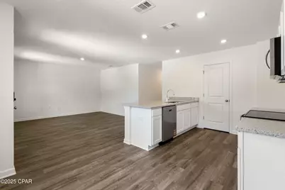 4138 Flint Avenue, Chipley, FL 32428 - Photo 5