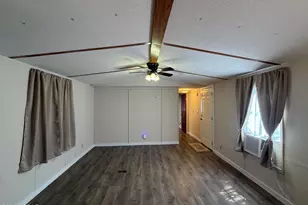 3210 Hughes Ln, Cottondale, FL 32431 - Photo 15