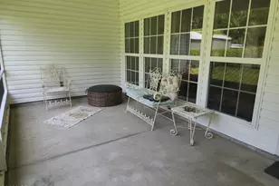 2557 Woods View Dr, Marianna, FL 32446 - Photo 25
