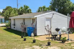 618 Gardenia St, Panama City Beach, FL 32407 - Photo 3