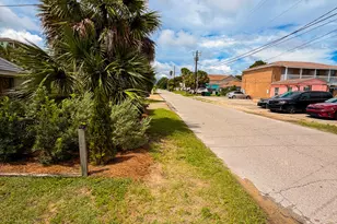618 Gardenia St, Panama City Beach, FL 32407 - Photo 7