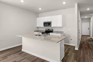 4930 Bernard Fischer Ct, Panama City, FL 32404 - Photo 5