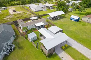 466 Santa Anna St, Port Saint Joe, FL 32456 - Photo 3