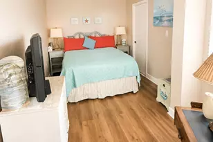 8815 Thomas Dr, Panama City Beach, FL 32408 - Photo 15