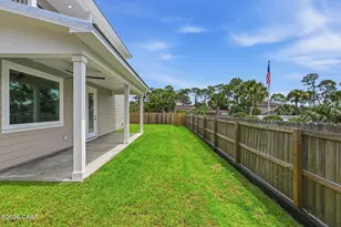 6907 N Lagoon Dr, Panama City, FL 32408 - Photo 33
