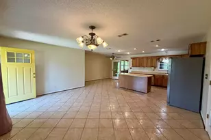 2856 Wildwood Cir, Marianna, FL 32448 - Photo 3