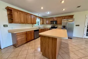 2856 Wildwood Cir, Marianna, FL 32448 - Photo 7