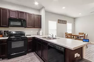 5840 Callaway Cir, Panama City, FL 32404 - Photo 7