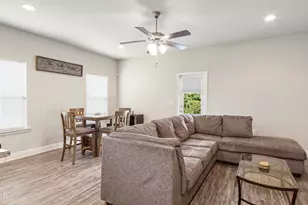 5840 Callaway Cir, Panama City, FL 32404 - Photo 9