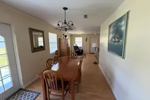 379 Lakepoint Rd, Alford, FL 32420 - Photo 21