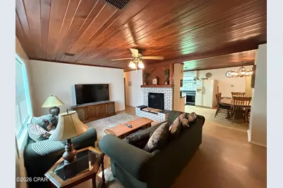 379 Lakepoint Road, Alford, FL 32420 - Photo 11