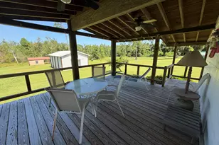 379 Lakepoint Rd, Alford, FL 32420 - Photo 29
