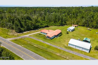 379 Lakepoint Road, Alford, FL 32420 - Photo 5