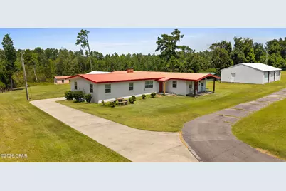 379 Lakepoint Road, Alford, FL 32420 - Photo 1