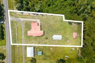 379 Lakepoint Rd, Alford, FL 32420 - Photo 59