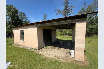 379 Lakepoint Road, Alford, FL 32420 - Photo 43