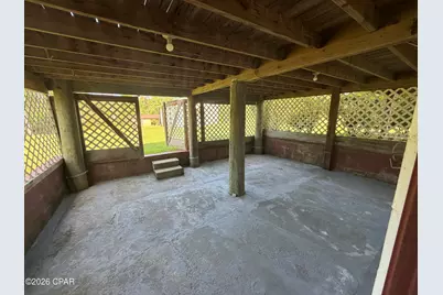 379 Lakepoint Road, Alford, FL 32420 - Photo 33