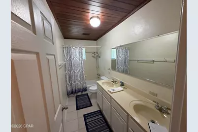 379 Lakepoint Road, Alford, FL 32420 - Photo 19