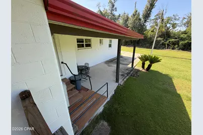 379 Lakepoint Road, Alford, FL 32420 - Photo 31
