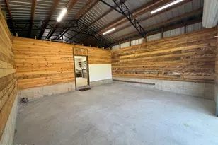 379 Lakepoint Rd, Alford, FL 32420 - Photo 39
