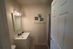 379 Lakepoint Rd, Alford, FL 32420 - Photo 27