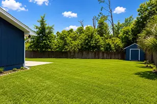 3015 Longwood Cir, Panama City, FL 32405 - Photo 11