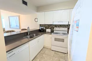 7205 Thomas Dr, Panama City Beach, FL 32408 - Photo 3
