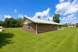 2530 Mashburn Rd, Marianna, FL 32448 - Photo 21