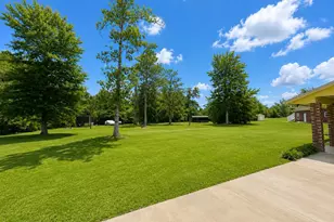 2530 Mashburn Rd, Marianna, FL 32448 - Photo 17
