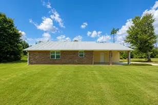 2530 Mashburn Rd, Marianna, FL 32448 - Photo 19