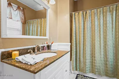 1324 Coggin Avenue, Chipley, FL 32428 - Photo 21