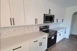 1706 Massachusetts Ave, Lynn Haven, FL 32444 - Photo 9