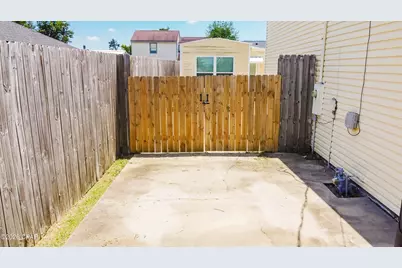 7578 Kelsey Drive, Panama City, FL 32404 - Photo 5