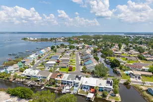 1365 Capri Dr, Panama City, FL 32405 - Photo 3